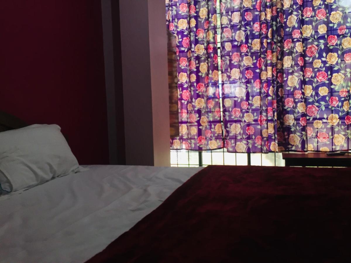 Hotel Nakshatra Ooty Exterior foto